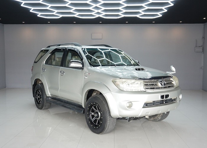 Used 5
                    TOYOTA
                     for Sale Image