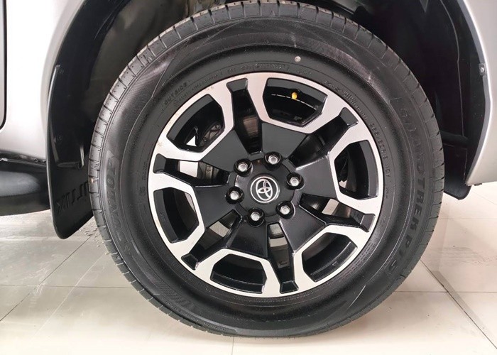 Used 4
                    TOYOTA
                     for Sale Image