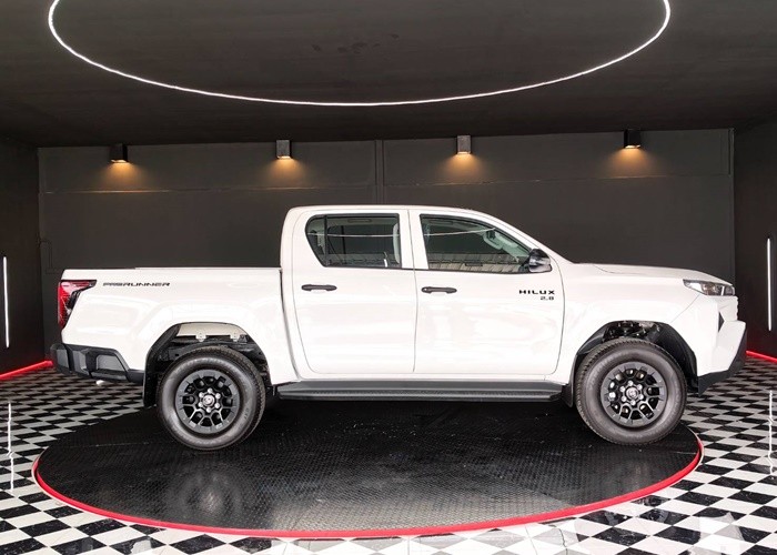 Used 4
                    TOYOTA
                     for Sale Image