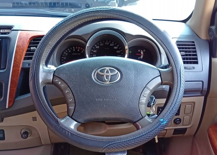 Used 5
                    TOYOTA
                     for Sale Image