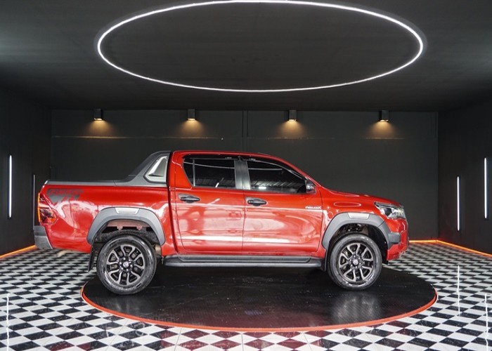 Used 9
                    TOYOTA
                     for Sale Image