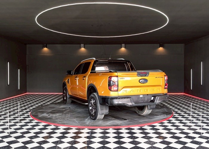 Used 11
                    FORD
                     for Sale Image