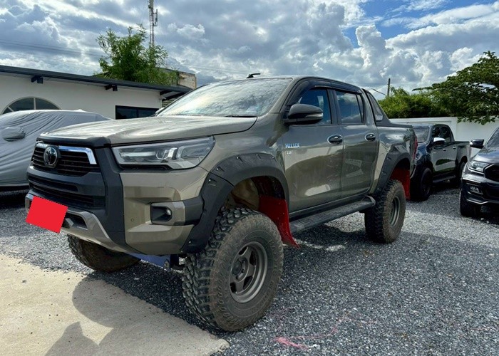 TOYOTA