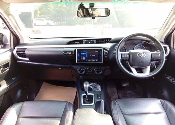 Used 8
                    TOYOTA
                     for Sale Image