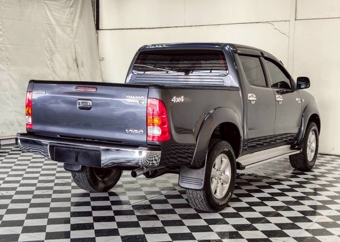 Used 12
                    TOYOTA
                     for Sale Image