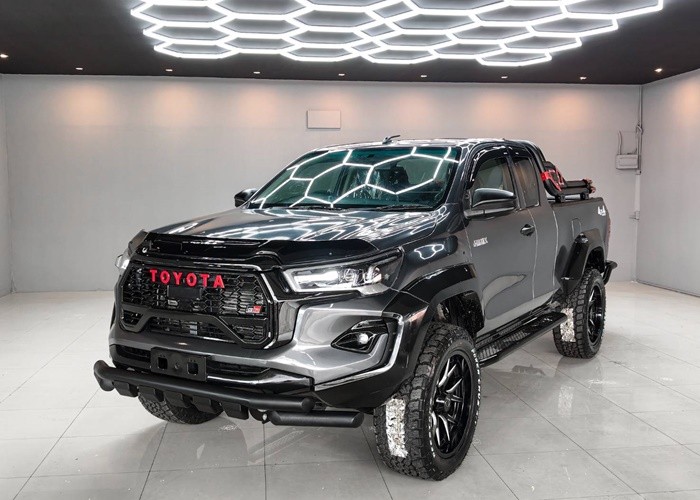 TOYOTA