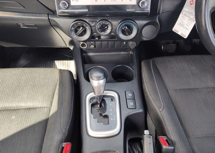 Used 5
                    TOYOTA
                     for Sale Image