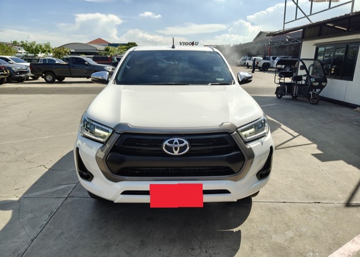 Used 5
                    TOYOTA
                     for Sale Image