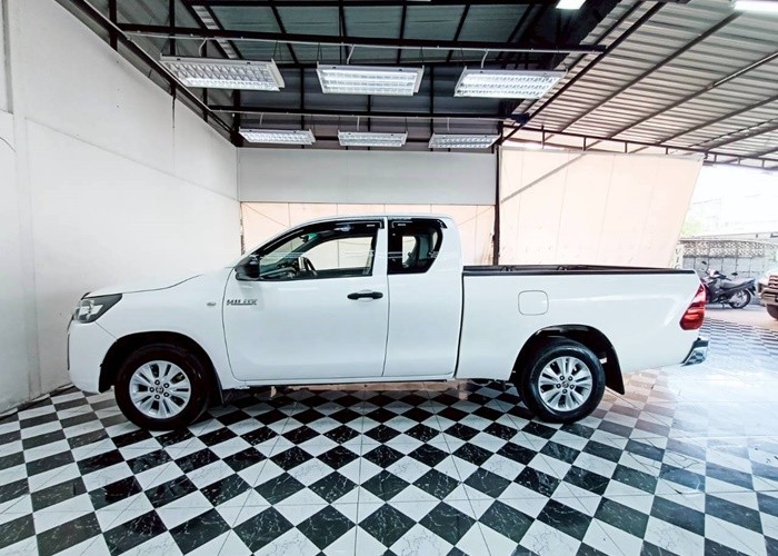 Used 10
                    TOYOTA
                     for Sale Image