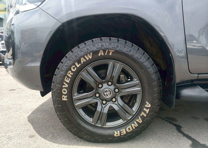 Used 7
                    TOYOTA
                     for Sale Image