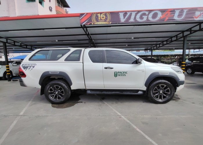 Used 7
                    TOYOTA
                     for Sale Image