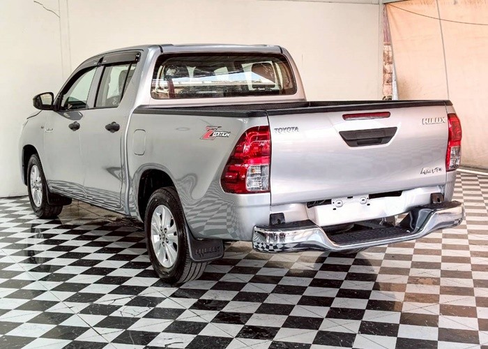 Used 11
                    TOYOTA
                     for Sale Image