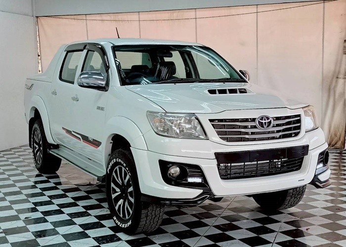Used 9
                    TOYOTA
                     for Sale Image