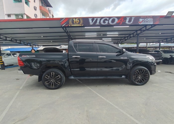 Used 8
                    TOYOTA
                     for Sale Image