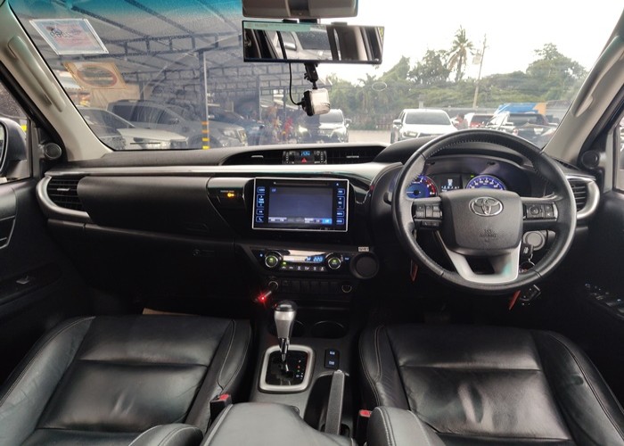 Used 8
                    TOYOTA
                     for Sale Image