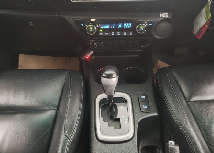 Used 8
                    TOYOTA
                     for Sale Image