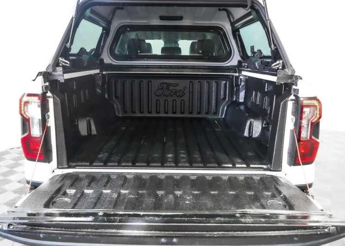 Used 6
                    FORD
                     for Sale Image