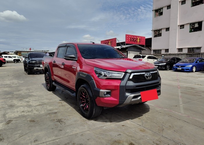 TOYOTA