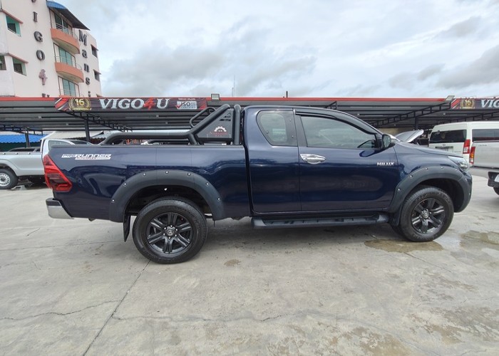 Used 8
                    TOYOTA
                     for Sale Image