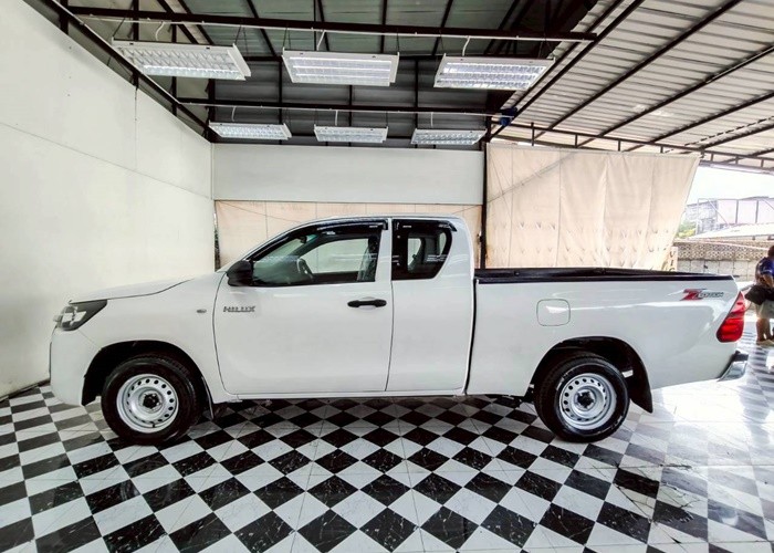 Used 9
                    TOYOTA
                     for Sale Image