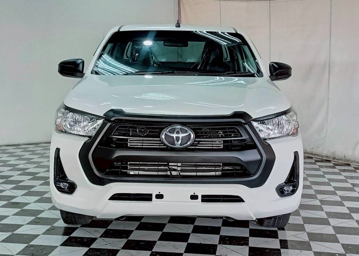Used 9
                    TOYOTA
                     for Sale Image
