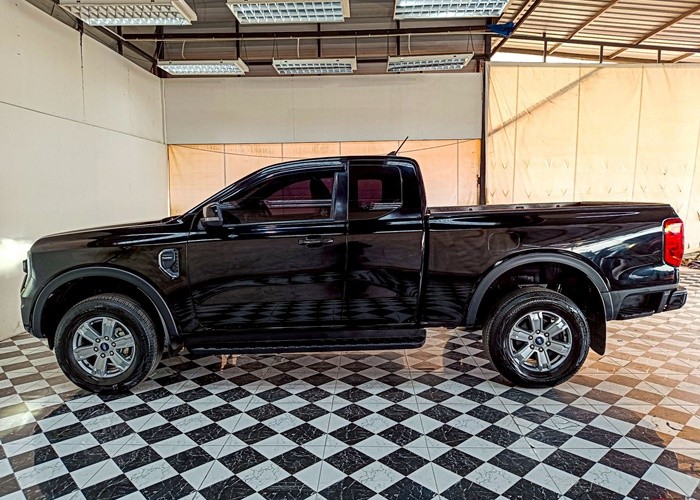 Used 6
                    FORD
                     for Sale Image