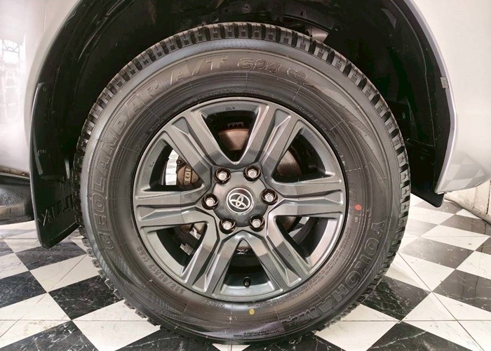 Used 9
                    TOYOTA
                     for Sale Image