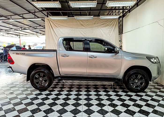 Used 4
                    TOYOTA
                     for Sale Image