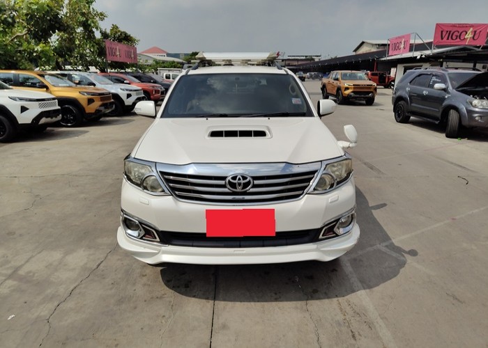 Used 4
                    TOYOTA
                     for Sale Image