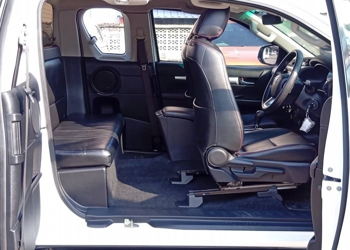 Used 5
                    TOYOTA
                     for Sale Image