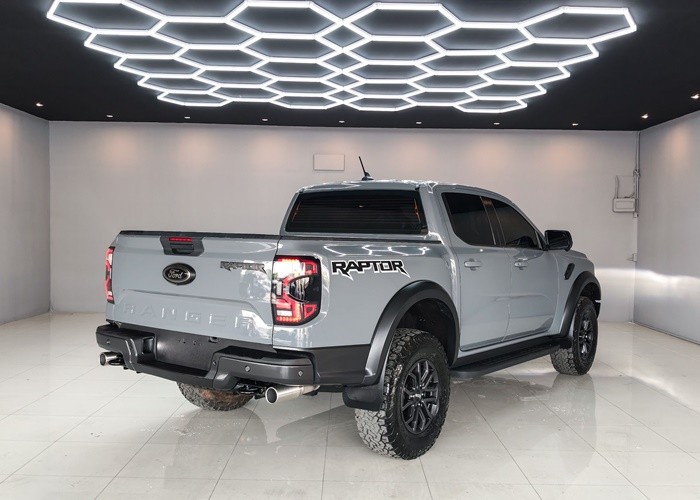Used 8
                    FORD
                     for Sale Image