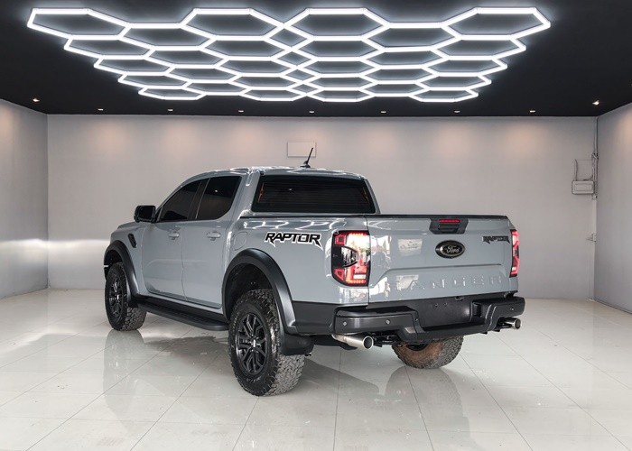 Used 8
                    FORD
                     for Sale Image