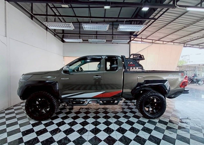 Used 9
                    TOYOTA
                     for Sale Image