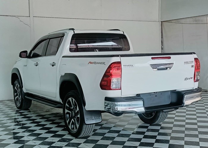 Used 11
                    TOYOTA
                     for Sale Image