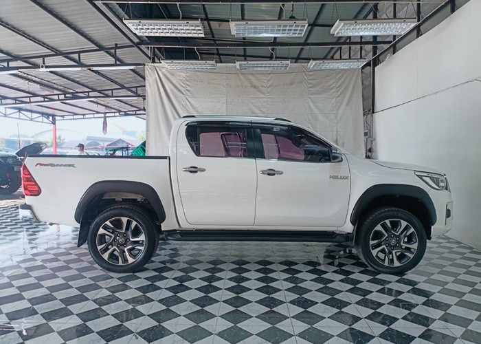 Used 11
                    TOYOTA
                     for Sale Image