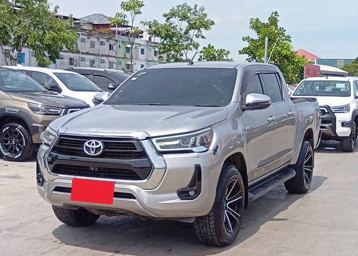 TOYOTA