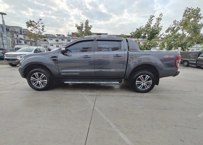 Used 6
                    FORD
                     for Sale Image