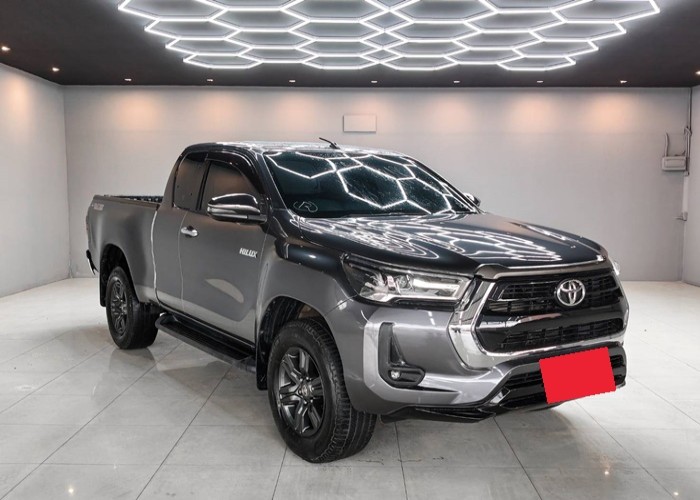Used 8
                    TOYOTA
                     for Sale Image