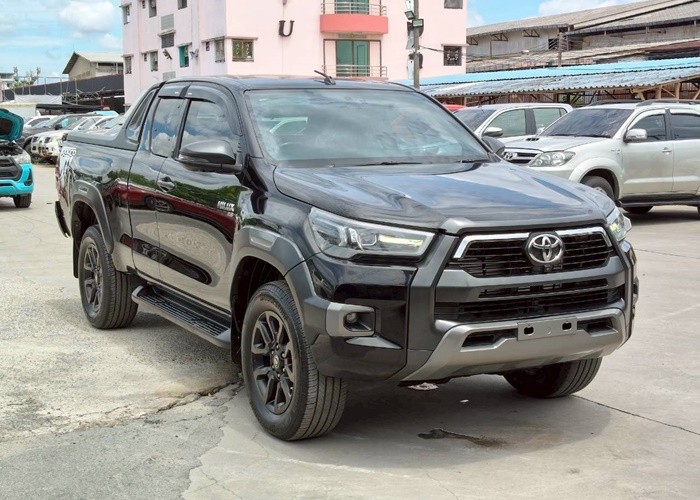 Used 3
                    TOYOTA
                     for Sale Image