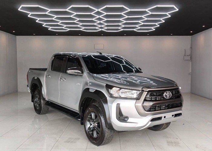Used 9
                    TOYOTA
                     for Sale Image