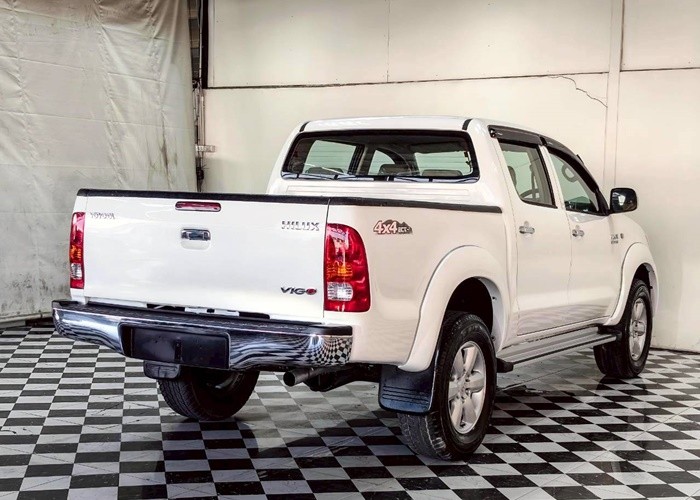 Used 8
                    TOYOTA
                     for Sale Image