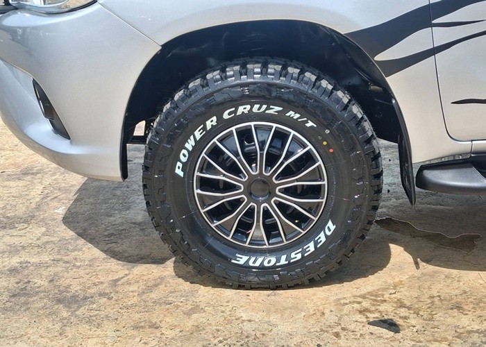 Used 7
                    TOYOTA
                     for Sale Image