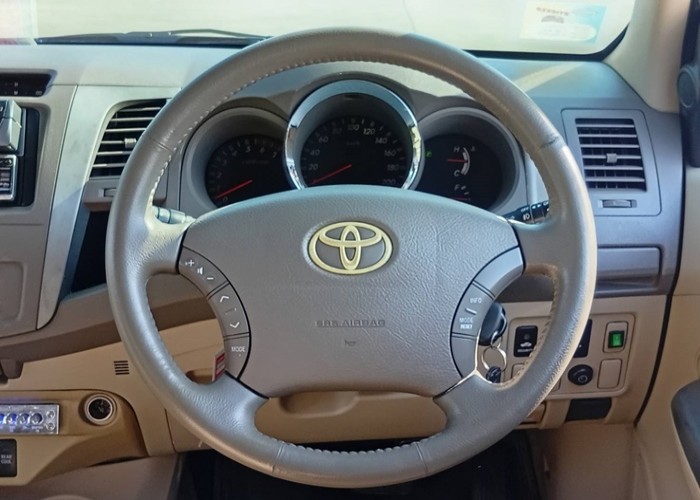 Used 5
                    TOYOTA
                     for Sale Image