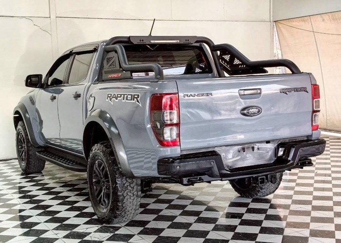 Used 6
                    FORD
                     for Sale Image