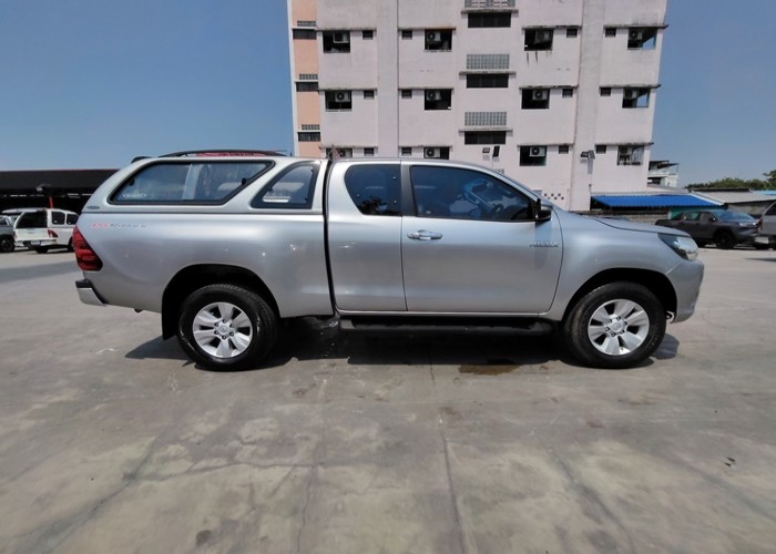 Used 12
                    TOYOTA
                     for Sale Image