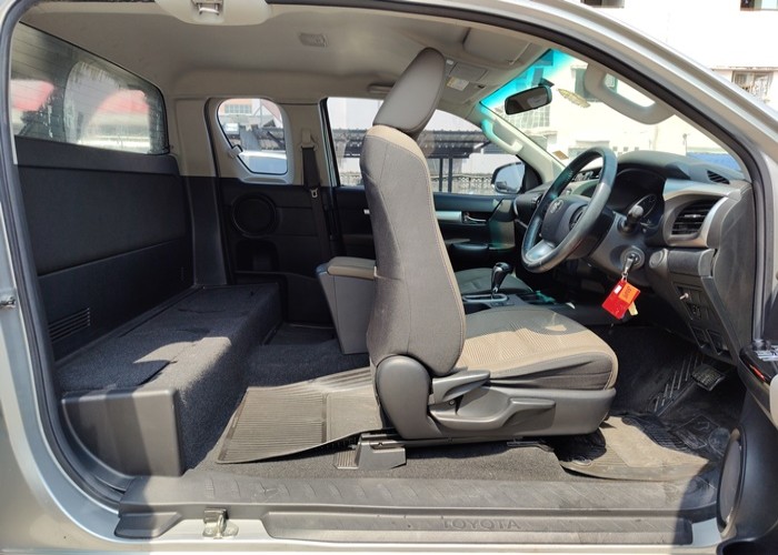 Used 12
                    TOYOTA
                     for Sale Image