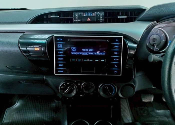 Used 12
                    TOYOTA
                     for Sale Image