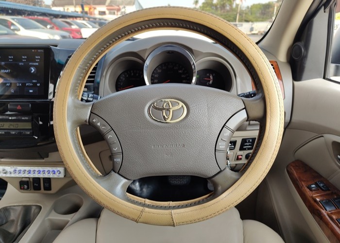 Used 5
                    TOYOTA
                     for Sale Image