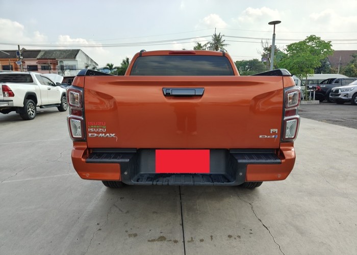 Used 10
                    ISUZU
                     for Sale Image