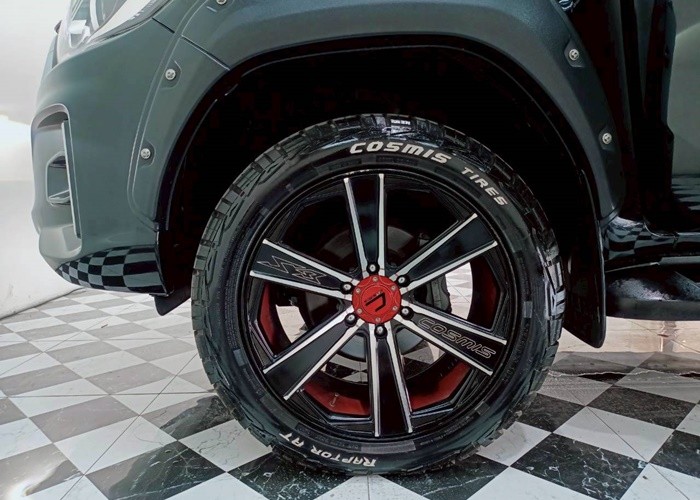 Used 5
                    TOYOTA
                     for Sale Image